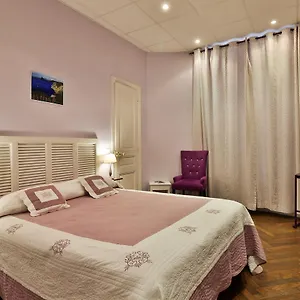 https://hotel-victor-hugo-nice.fr-provencehotel.com